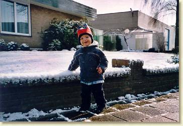 20060301-01 Wandelen in de sneeuw